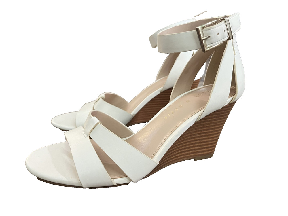 Women's Kelly & Katie Size 7.5M White Open Toe Heels Ankle Strap Beach Party